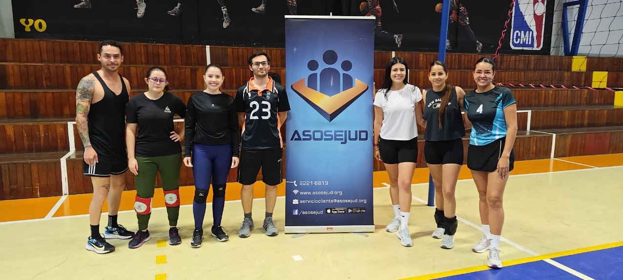 Consejo de Administración de Tribunales de Grecia organiza “Feria Navideña de la Salud 2025”